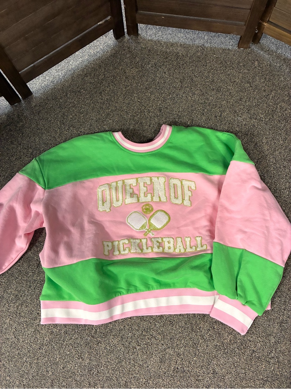 QUEEN OF SPARKLES Colorblock Crewneck Sweatshirt - Pink & Green